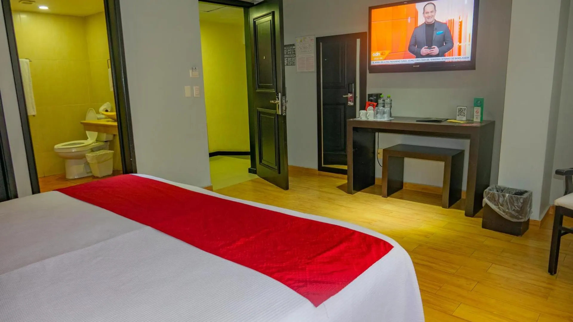 Roma Guadalajara In Downtown Hotell